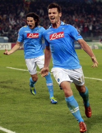 球场上难以 球场上难以